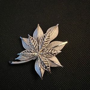 Flower Pin Brooch